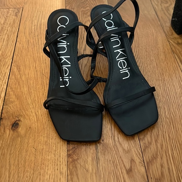 Calvin Klein clear heel - Picture 1 of 2